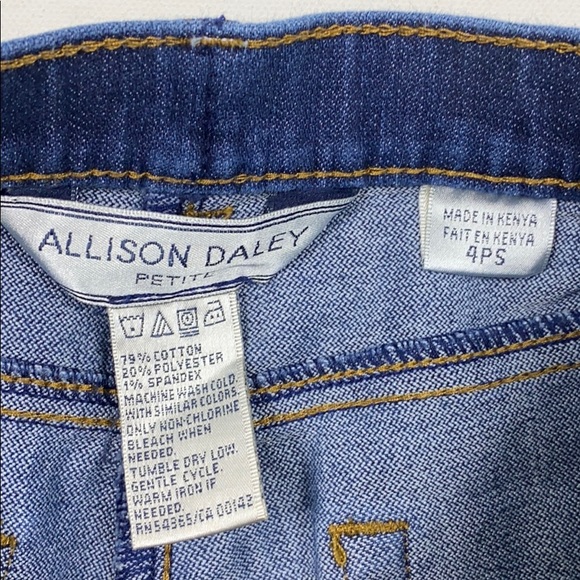 Allison Daley straight Leg jeans size 4PS (J-1) - Picture 3 of 4